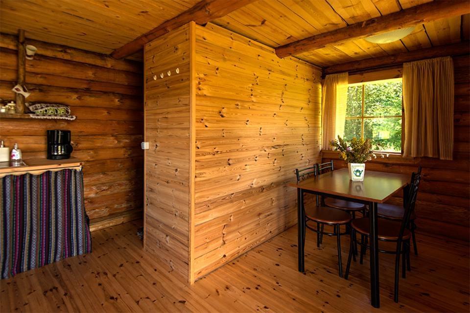 Veskikivi Holiday Home Mäebe Buitenkant foto
